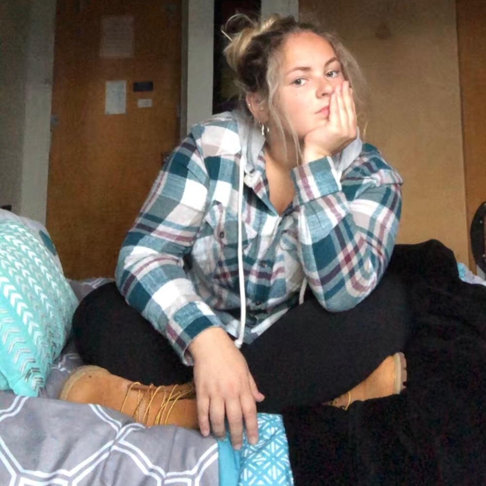 Meet your Posher, Amanda